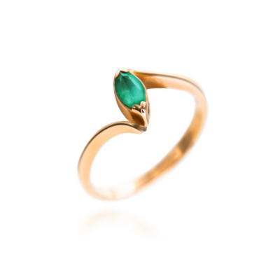 Pierścionki z kamieniami naturalnymi